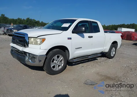 2010 Toyota Tundra Grade 5.7L V8 из США, поврежденный, VIN 5TFRY5F1XAX077397